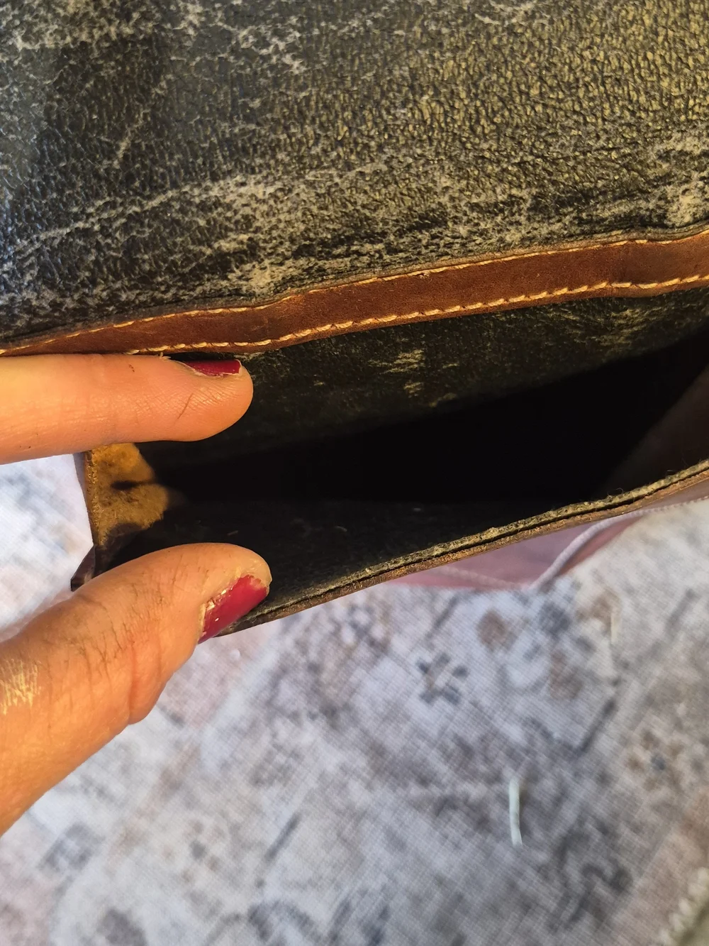 Classic Brown Leather Crossbody Phone Bag VINTAGE